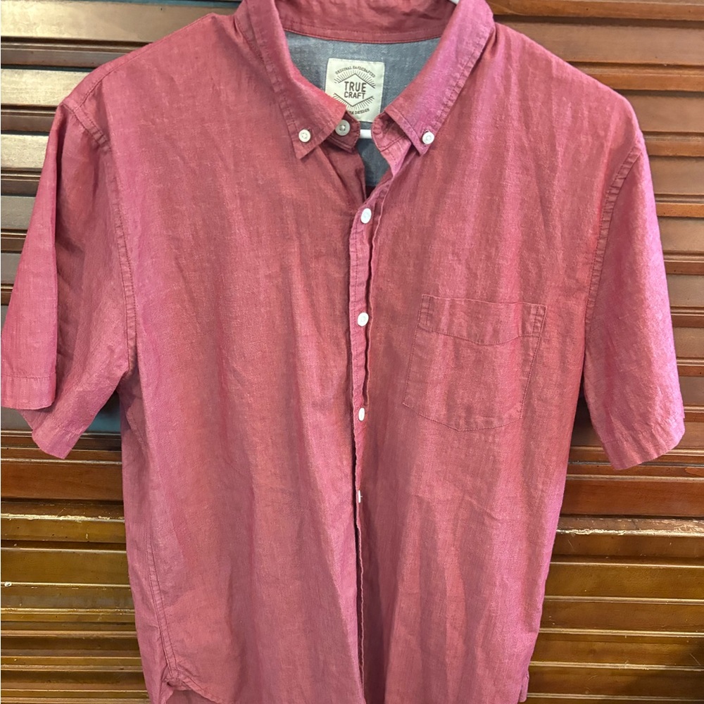 True Craft Men's Short-Sleeve Button-Down Shirt in Dusty Rose
